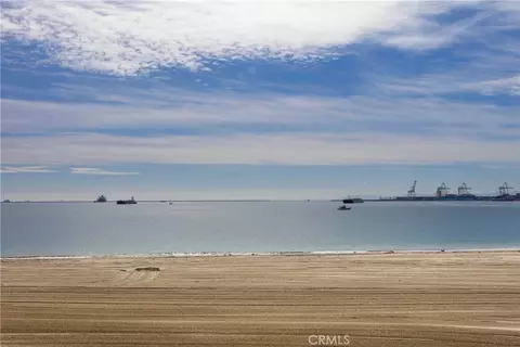 View/Area - 1500 E Ocean Blvd #206, Long Beach, CA 90802 photo 3 of 11