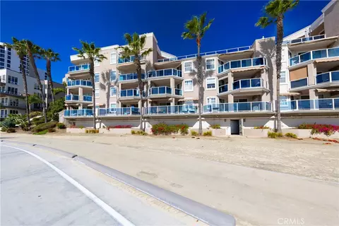 Exterior - 1500 E Ocean Blvd #206, Long Beach, CA 90802 photo 3 of 6