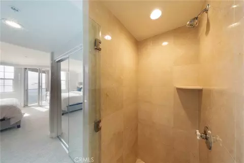 Bath - 1500 E Ocean Blvd #206, Long Beach, CA 90802 photo 2 of 4
