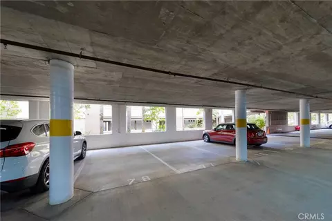 Exterior - 1500 E Ocean Blvd #206, Long Beach, CA 90802 photo 2 of 6