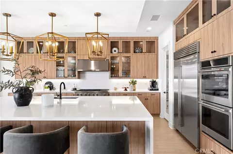 Kitchen - 18411 Boulder Blf, Silverado, CA 92676 photo 2 of 4