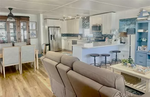 246 S Bayside Way, Newport Beach, CA 92660