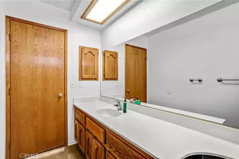 Bath - 7603 Peach, Hesperia, CA 92345 photo 2 of 4