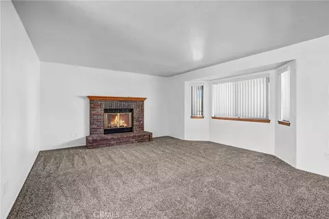 Living - 7603 Peach, Hesperia, CA 92345 photo 1 of 3