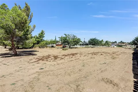 Exterior - 7603 Peach, Hesperia, CA 92345 photo 9 of 9