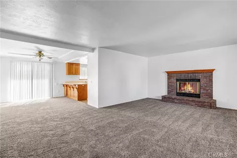 Living - 7603 Peach, Hesperia, CA 92345 photo 2 of 3