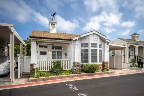 252 Mayflower, Newport Beach, CA 92660