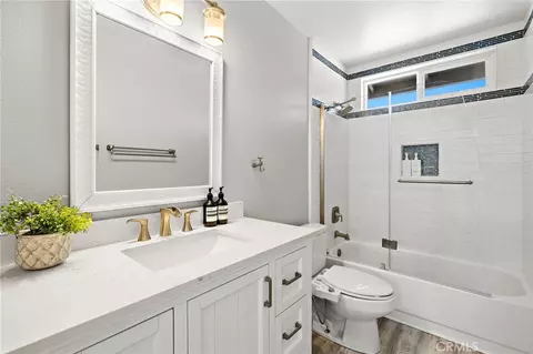 Bath - 16 Wadsworth, Irvine, CA 92620 photo 2 of 4