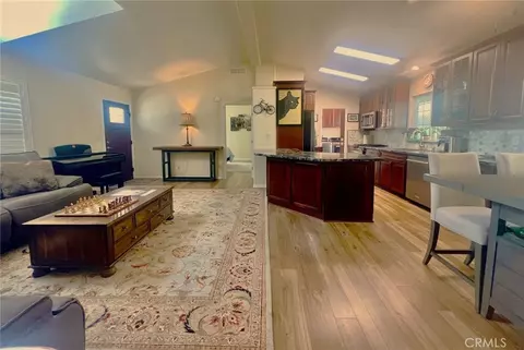 319 Concord, Newport Beach, CA 92660