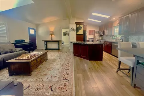 319 Concord, Newport Beach, CA 92660