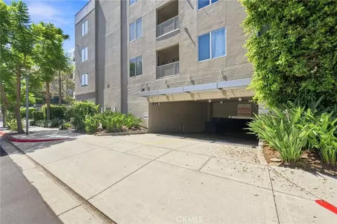 Exterior - 21 Gramercy, Irvine, CA 92612 photo 3 of 10