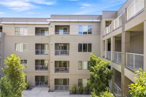 Exterior - 21 Gramercy, Irvine, CA 92612 photo 1 of 10