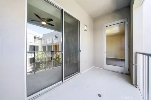 Exterior - 21 Gramercy, Irvine, CA 92612 photo 7 of 10