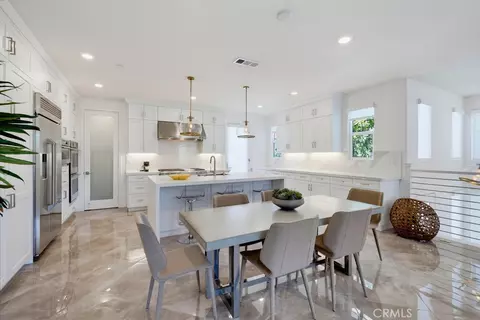Dining - 162 Bowery, Irvine, CA 92612 photo 3 of 5