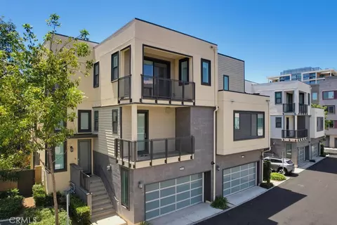 Exterior - 162 Bowery, Irvine, CA 92612 photo 12 of 13