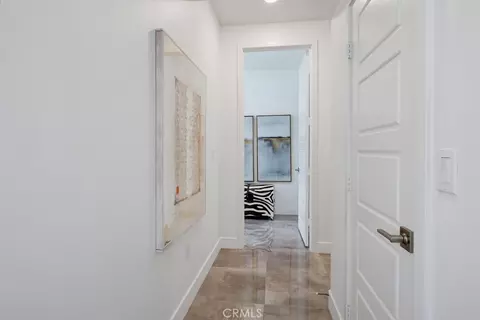 Entry Way - 162 Bowery, Irvine, CA 92612 photo 3 of 7