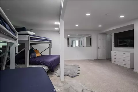 Bedroom - 27555 N Bay, Lake Arrowhead, CA 92352 photo 6 of 6