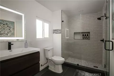 Bath - 27555 N Bay, Lake Arrowhead, CA 92352 photo 1 of 6