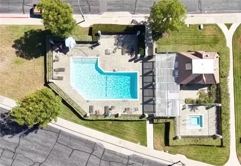 View/Area - 1036 Henrietta Cir, Placentia, CA 92870 photo 2 of 4
