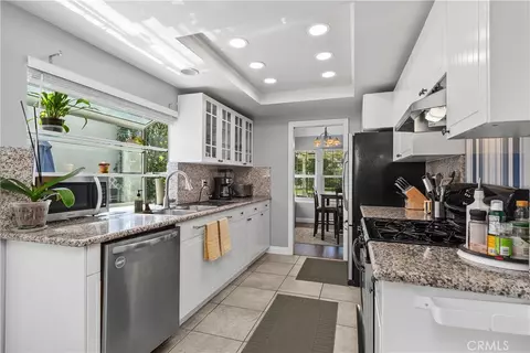 Kitchen - 1036 Henrietta Cir, Placentia, CA 92870 photo 4 of 4
