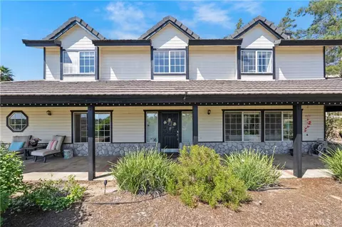 Exterior - 3162 Reche Rd, Fallbrook, CA 92028 photo 4 of 6