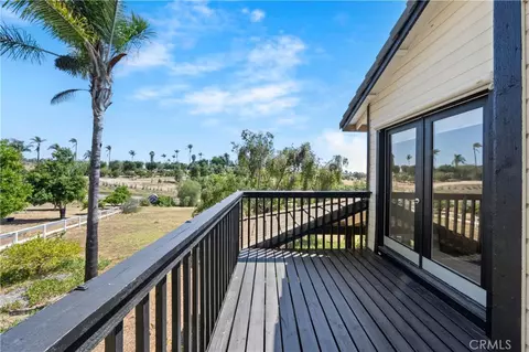 Exterior - 3162 Reche Rd, Fallbrook, CA 92028 photo 5 of 6