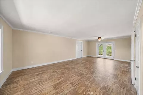 Living - 3162 Reche Rd, Fallbrook, CA 92028 photo 3 of 4