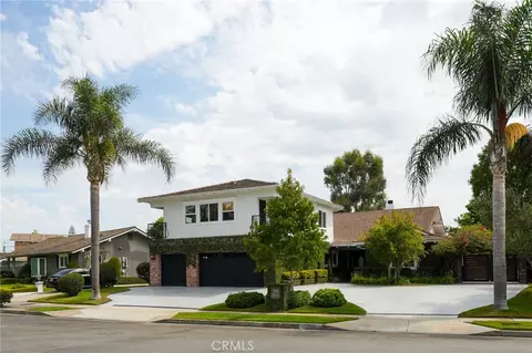 1000 Dover Dr, Newport Beach, CA 92660