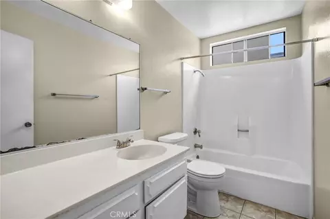 Bath - 122 Tamarisk, Redlands, CA 92373 photo 3 of 3