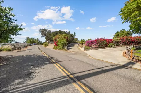 1645 Santa Margarita, Fallbrook, CA 92028 photo 15