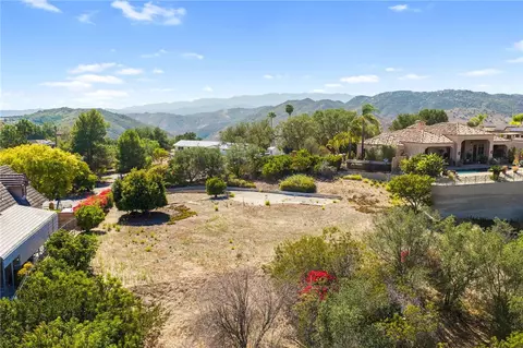 1645 Santa Margarita, Fallbrook, CA 92028 photo 2