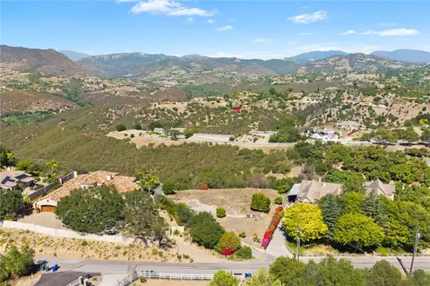 1645 Santa Margarita, Fallbrook, CA 92028 photo 8