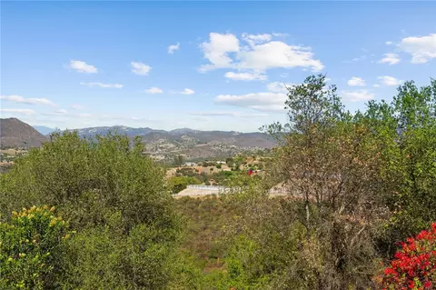 1645 Santa Margarita, Fallbrook, CA 92028 photo 14