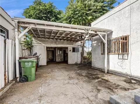 Exterior - 807 E Laurel, Compton, CA 90221 photo 4 of 7