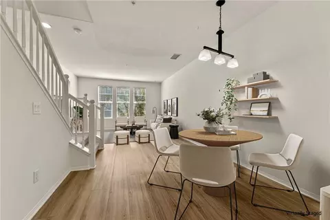 Dining - 30 Marcilla, Ladera Ranch, CA 92694 photo 1 of 1