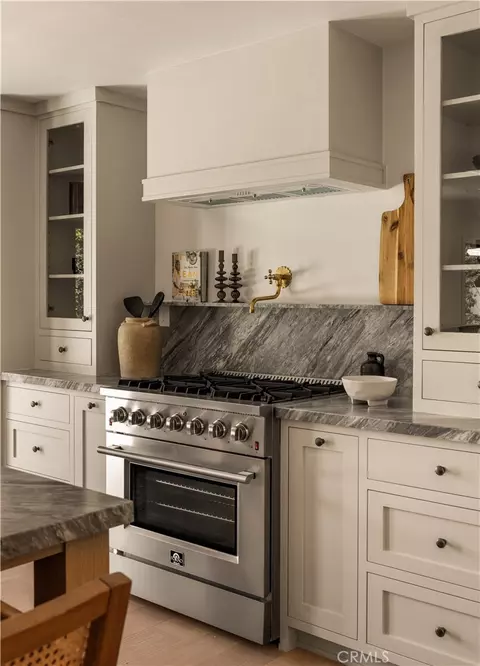 Kitchen - 1818 Samar, Costa Mesa, CA 92626 photo 9 of 10