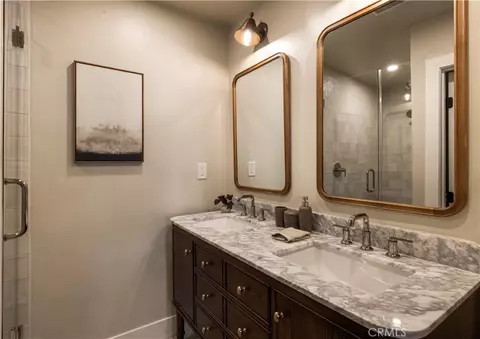 Bath - 1818 Samar, Costa Mesa, CA 92626 photo 6 of 10