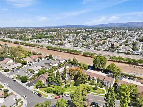 View/Area - 8 Silverwood, Irvine, CA 92604 photo 4 of 6