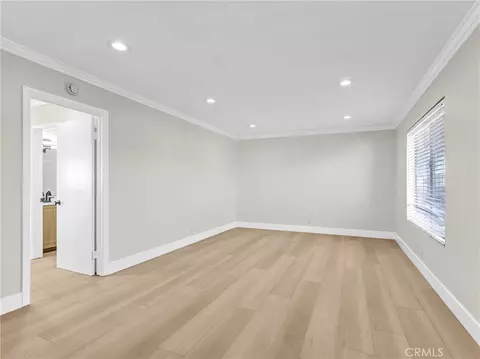 Living - 5530 Ackerfield Ave #210, Long Beach, CA 90805 photo 3 of 8
