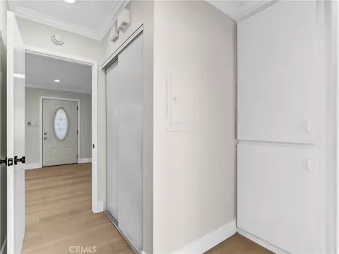 Entry Way - 5530 Ackerfield Ave #210, Long Beach, CA 90805 photo 2 of 2