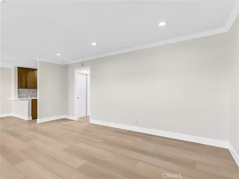 Living - 5530 Ackerfield Ave #210, Long Beach, CA 90805 photo 5 of 8