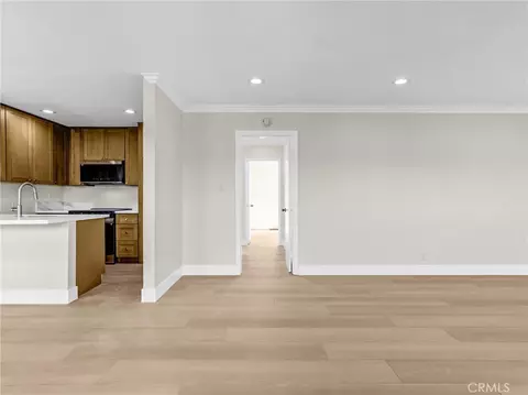Living - 5530 Ackerfield Ave #210, Long Beach, CA 90805 photo 2 of 8