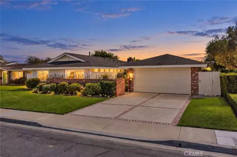 1407 Santanella, Corona Del Mar, CA 92625