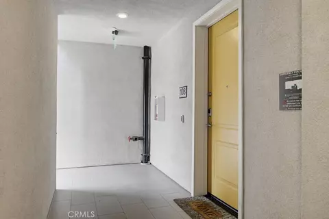 Entry Way - 108 Tribeca, Irvine, CA 92612 photo 4 of 6