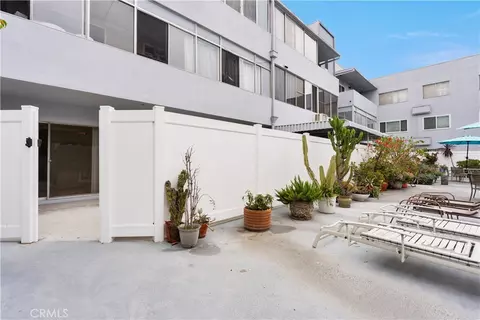 Exterior - 1200 E Ocean #57, Long Beach, CA 90802 photo 3 of 4