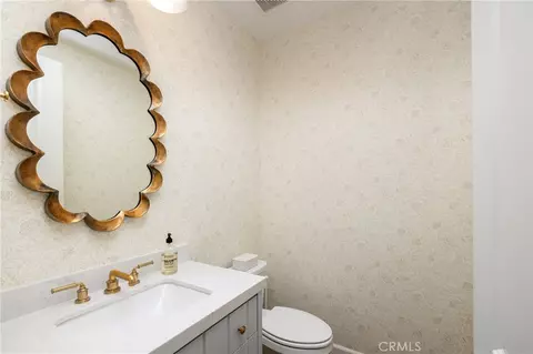 Bath - 1249 E Providence Loop, Placentia, CA 92870 photo 2 of 5