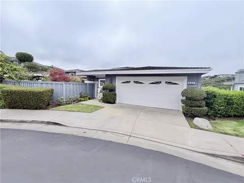 940 Poppy Ave, Corona Del Mar, CA 92625