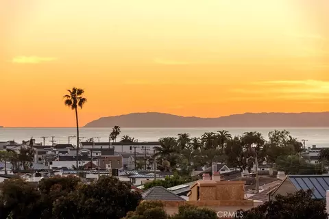 3501 Daffodil Ave #16, Corona Del Mar, CA 92625