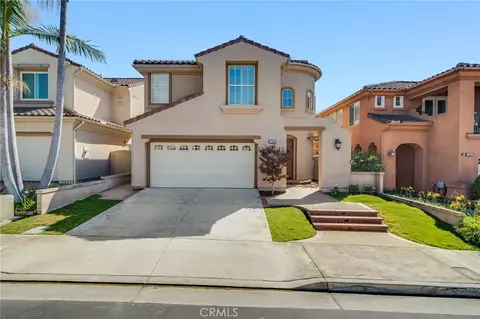 7124 Forest Glen Dr, Huntington Beach, CA 92648