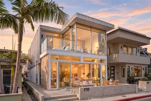 210 43rd St, Newport Beach, CA 92663